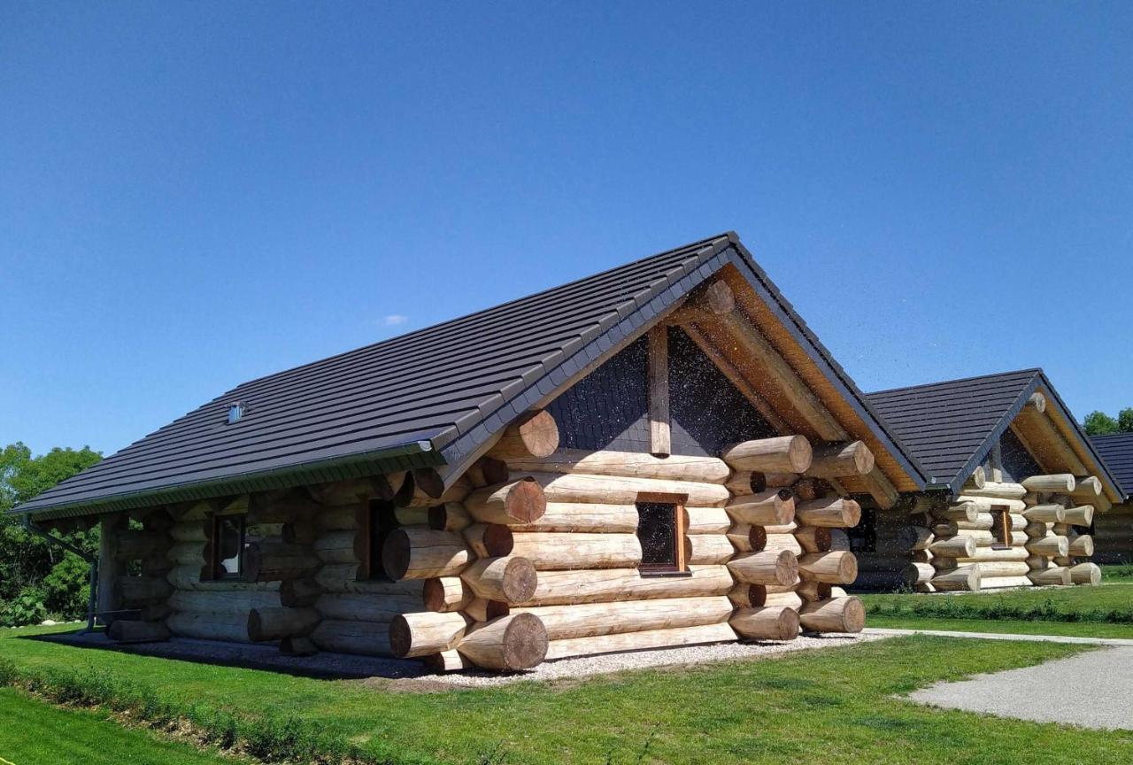 Naturstammhaus Tollensesee Groß Nemerow 外观 照片