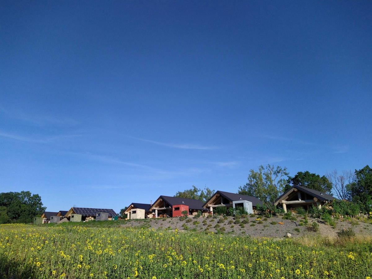 Naturstammhaus Tollensesee Groß Nemerow 外观 照片
