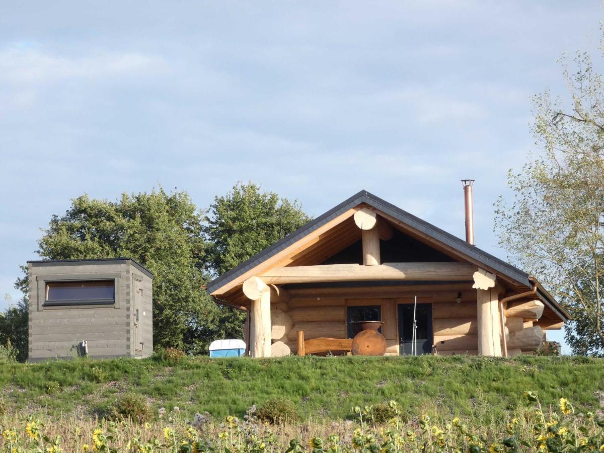 Naturstammhaus Tollensesee Groß Nemerow 外观 照片