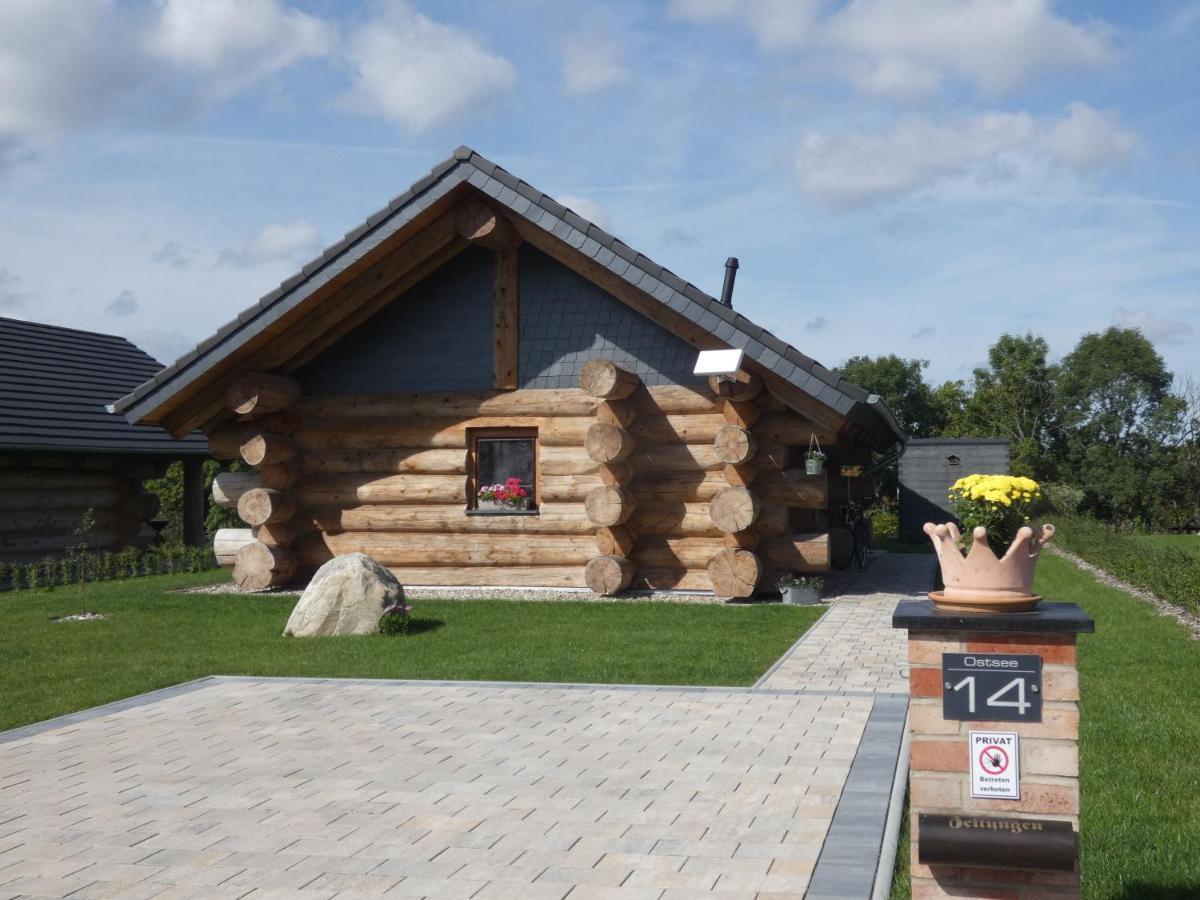 Naturstammhaus Tollensesee Groß Nemerow 外观 照片